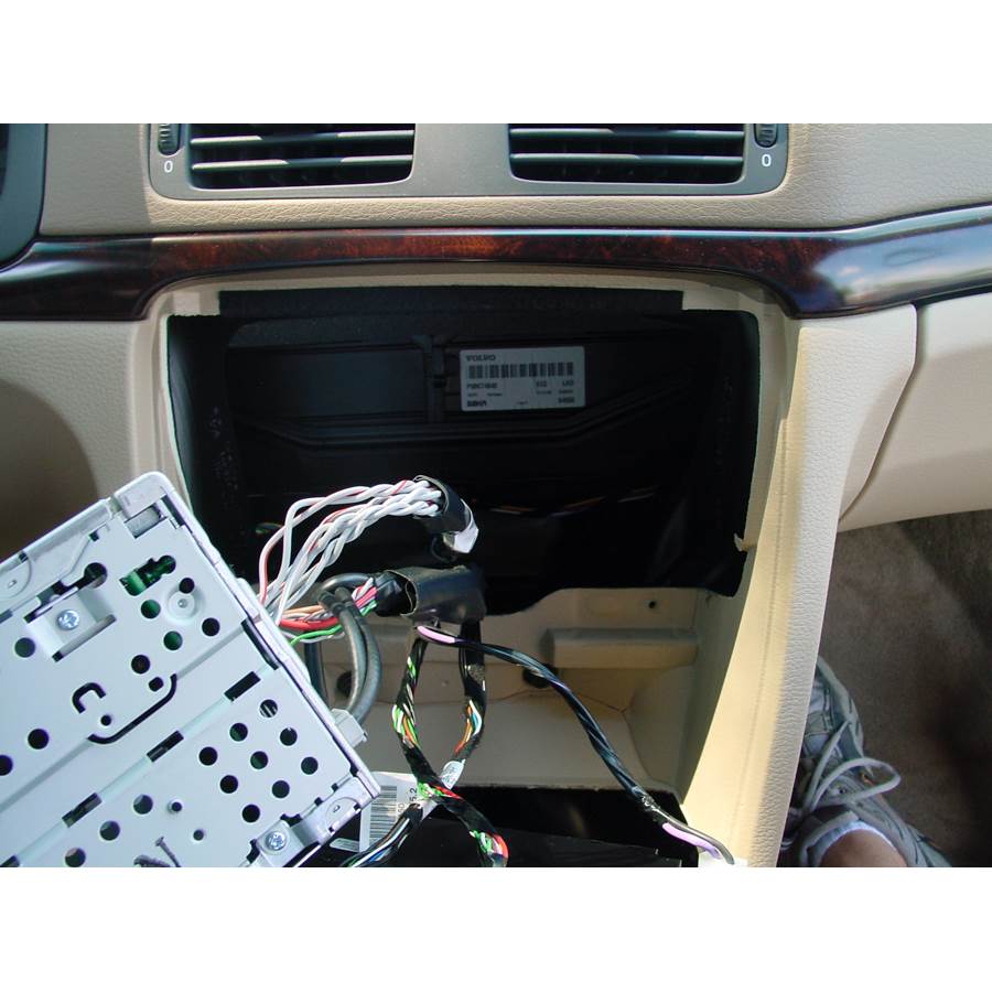 2001 Volvo S80 Factory radio removed