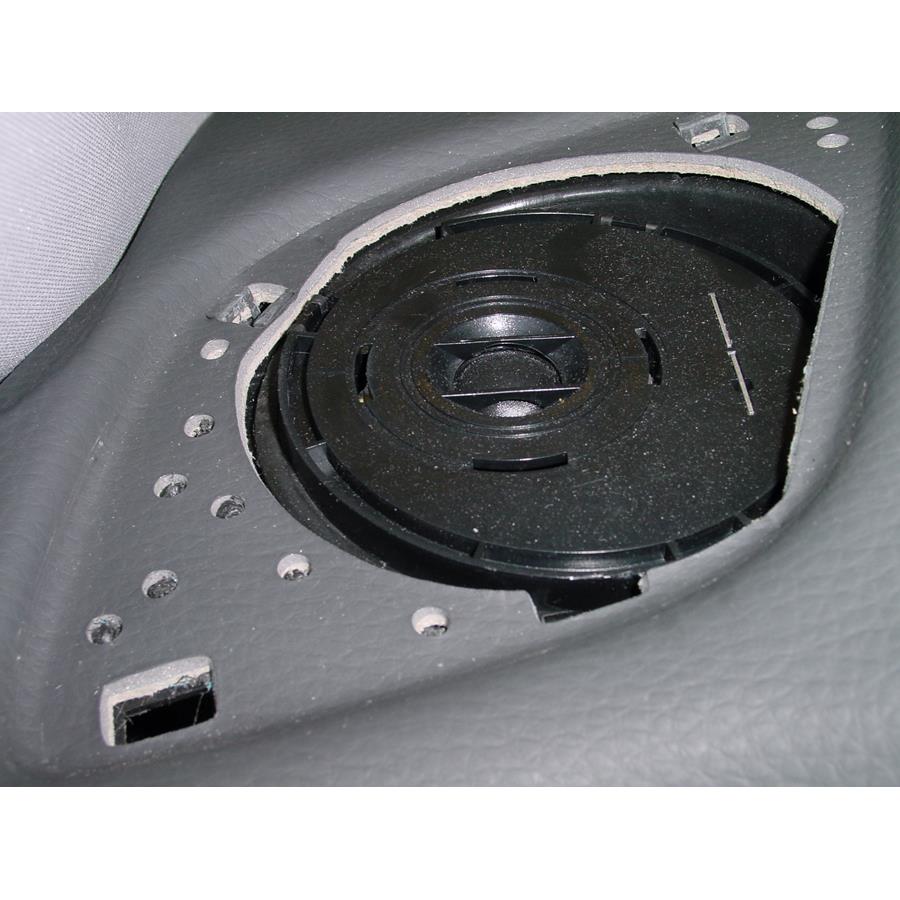 2001 Volvo S40 Dash speaker