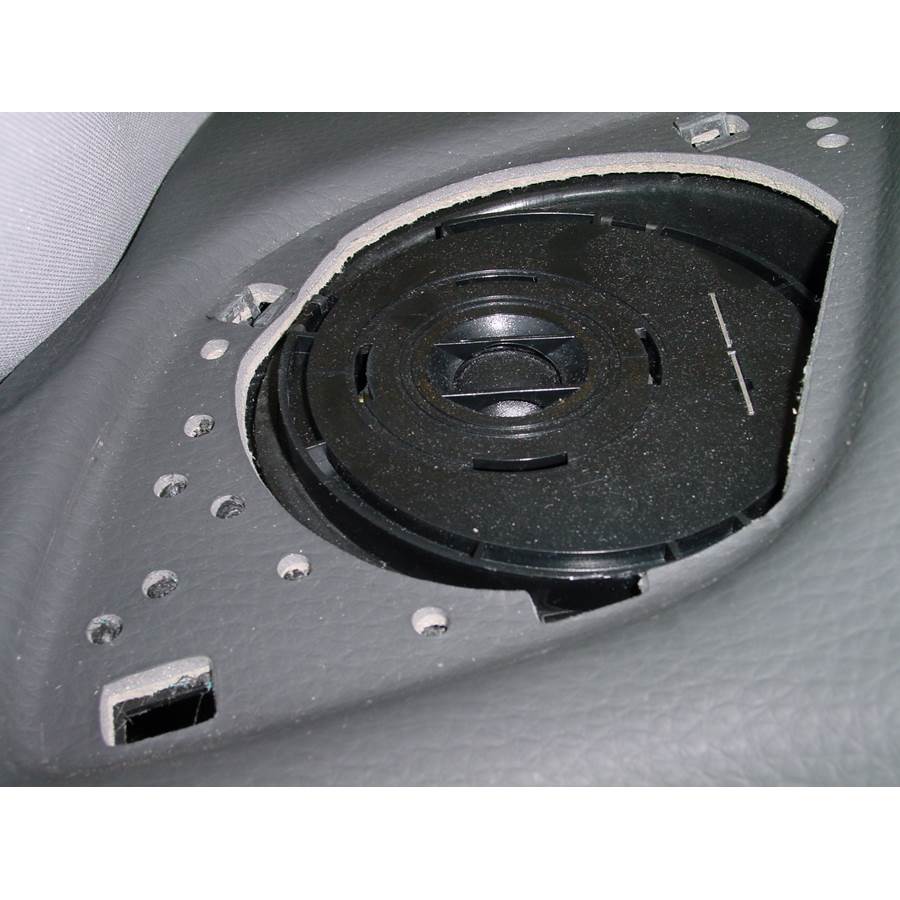2001 Volvo V40 Dash speaker