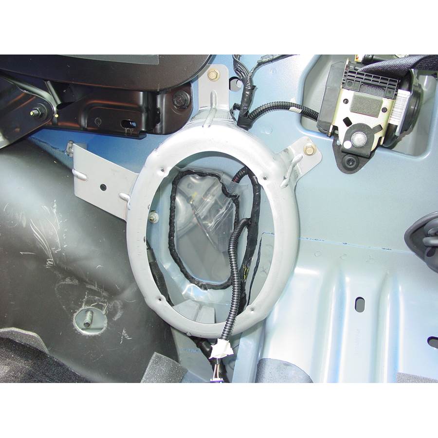 2005 Chrysler PT Cruiser Rear side panel speaker removed
