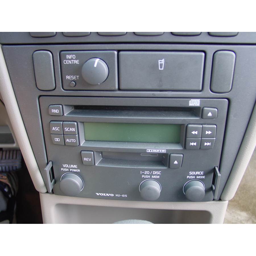 2002 Volvo V40 Factory Radio
