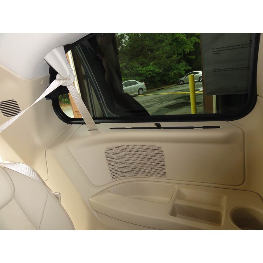 2009 Chrysler Town and Country Mid-rear speaker location