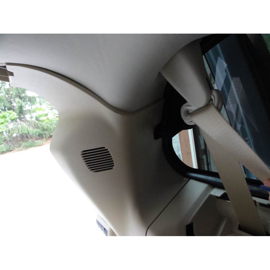 2010 Chrysler Town and Country Rear pillar speaker location