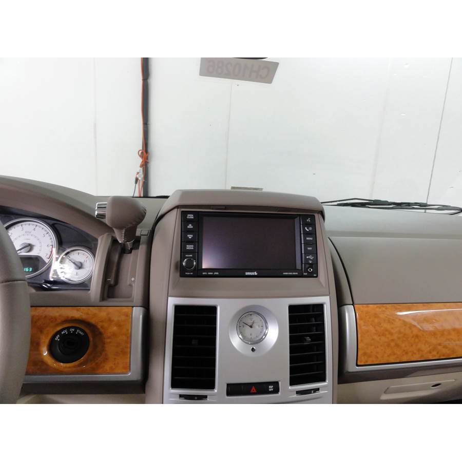 2012 Chrysler Town and Country Factory Radio