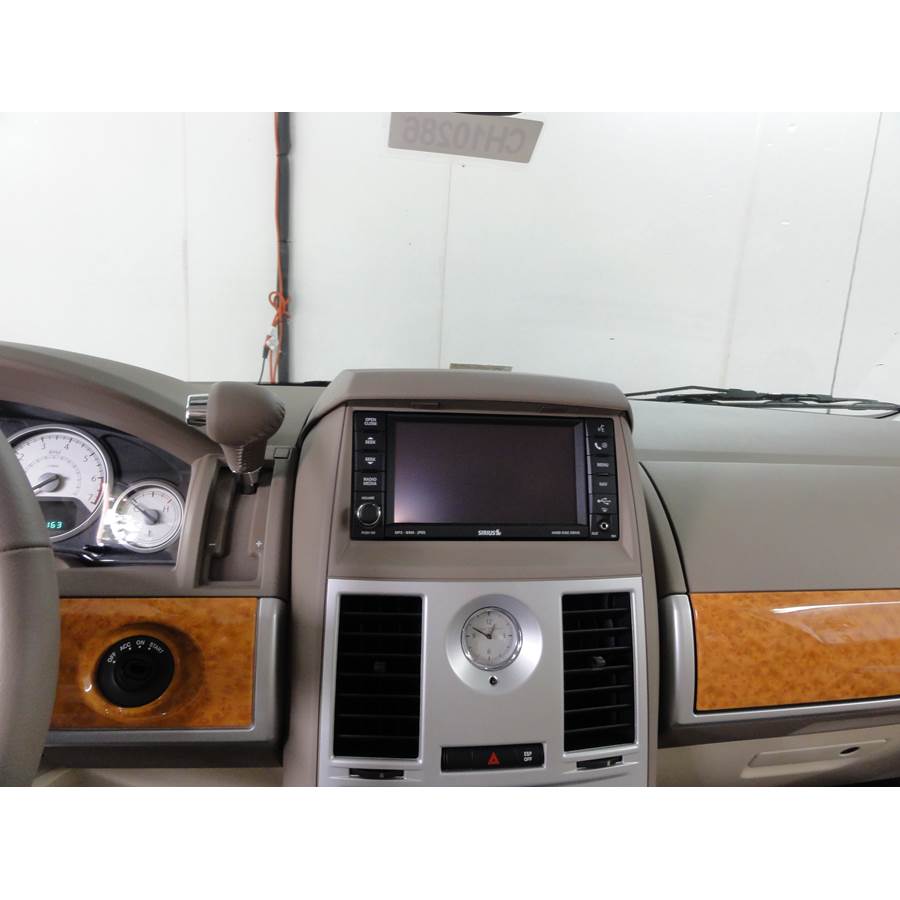 2015 Chrysler Town and Country Factory Radio
