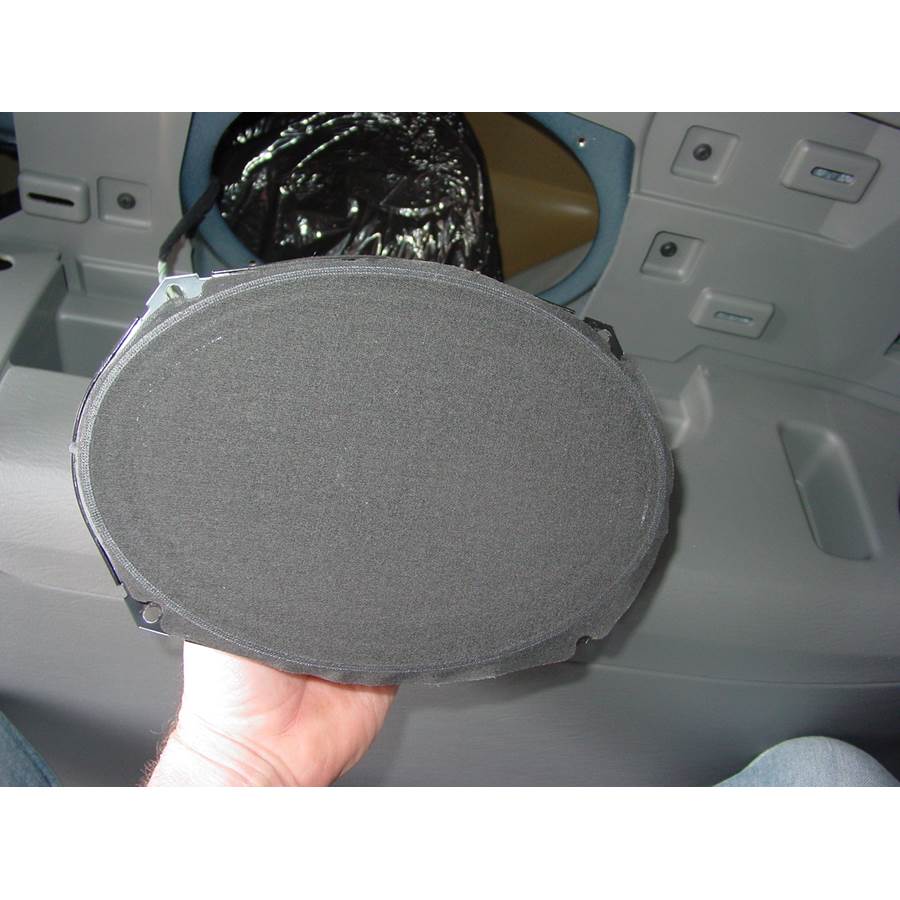 2001 Chrysler Town and Country Far-rear side speaker