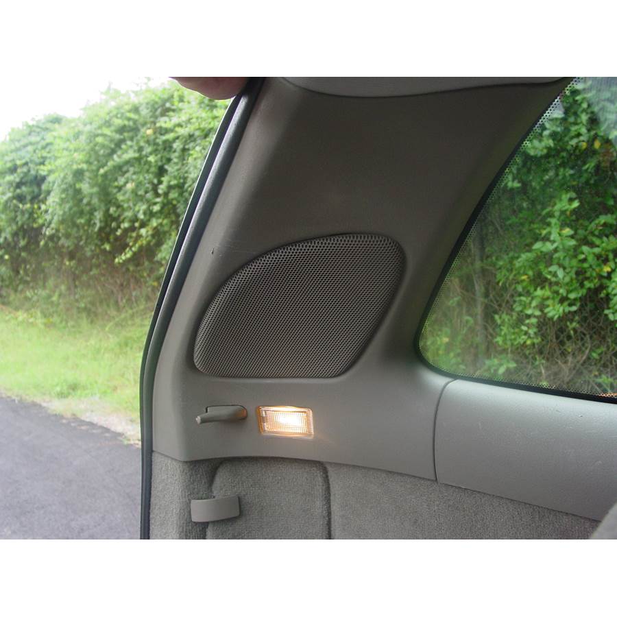 2001 Volvo V40 Rear pillar speaker location