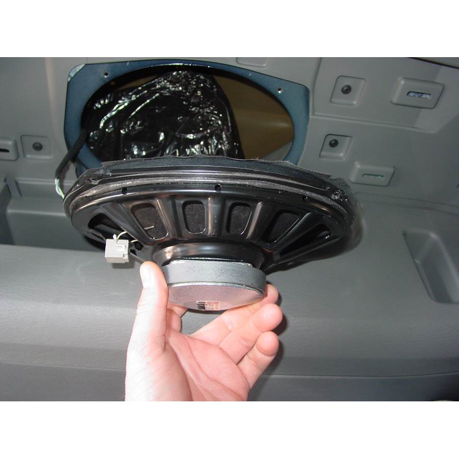 2005 Chrysler Town and Country Far-rear side speaker removed