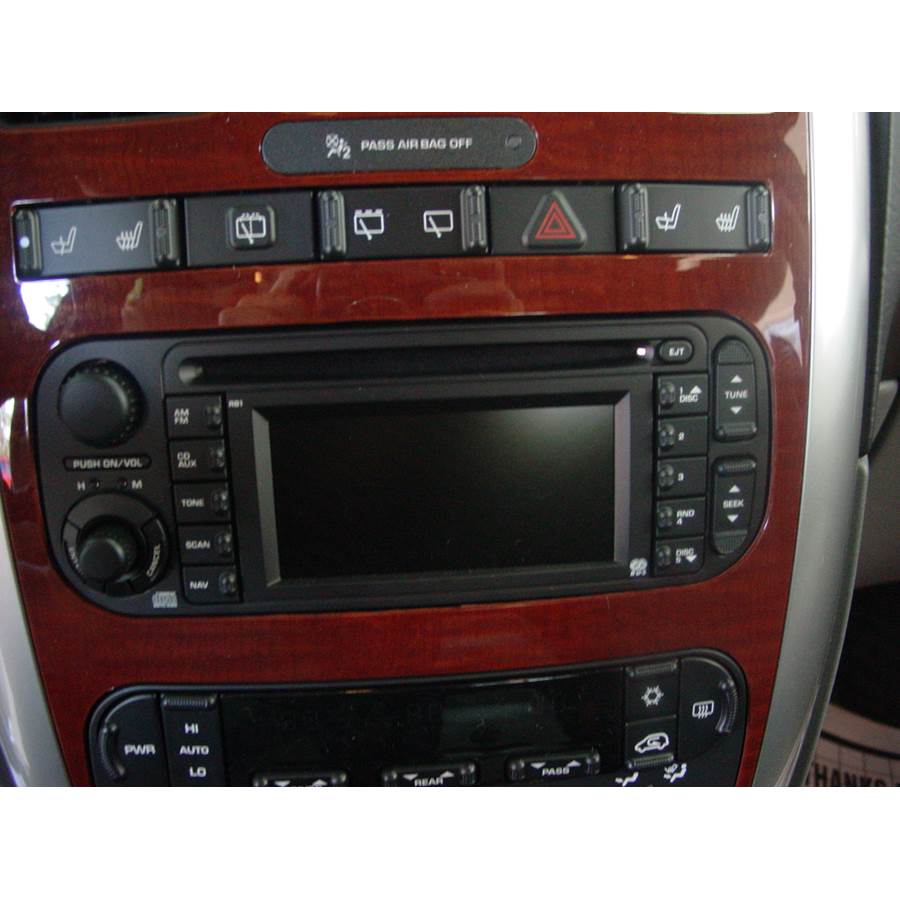 2006 Chrysler Town and Country Factory Radio