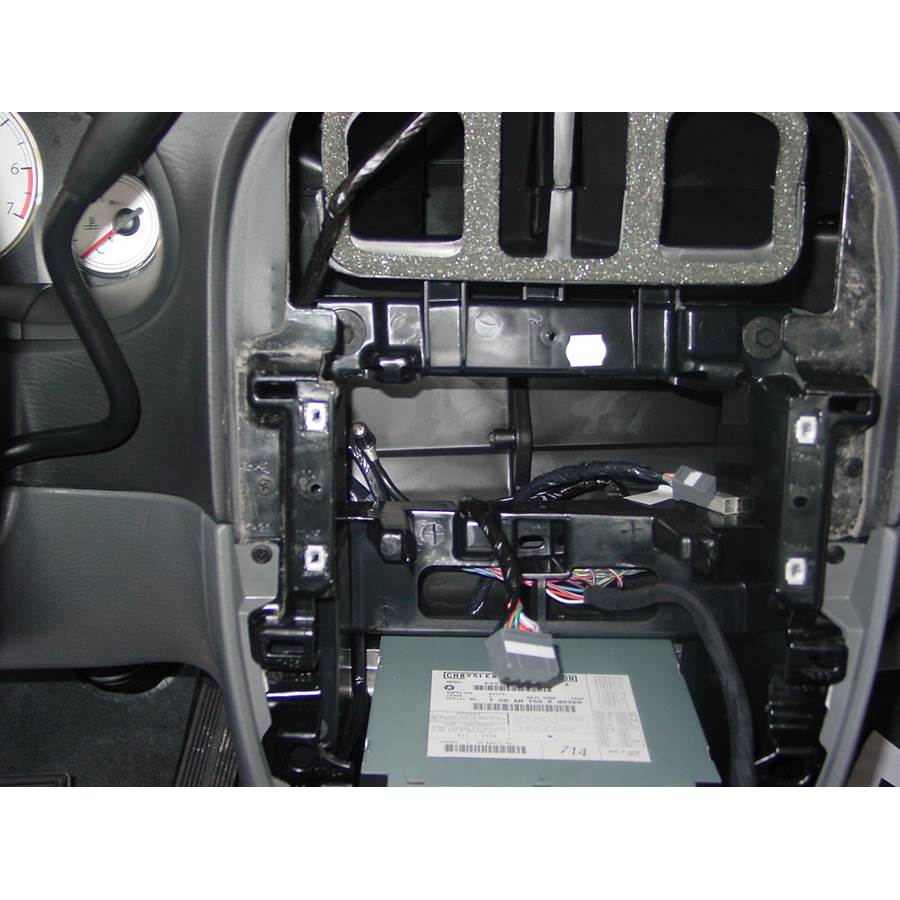 2002 Chrysler Voyager Factory radio removed