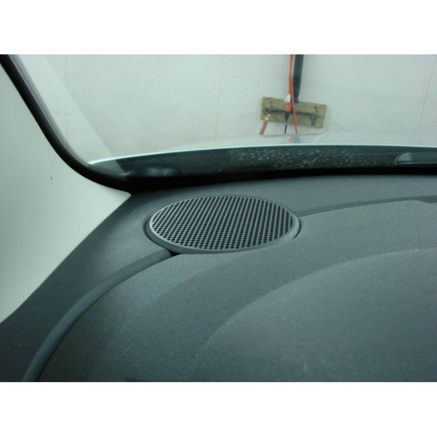 2010 Chrysler Sebring Dash speaker location