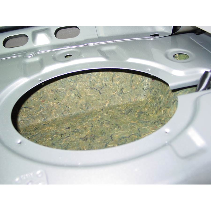 2007 Chrysler Sebring Rear deck speaker removed