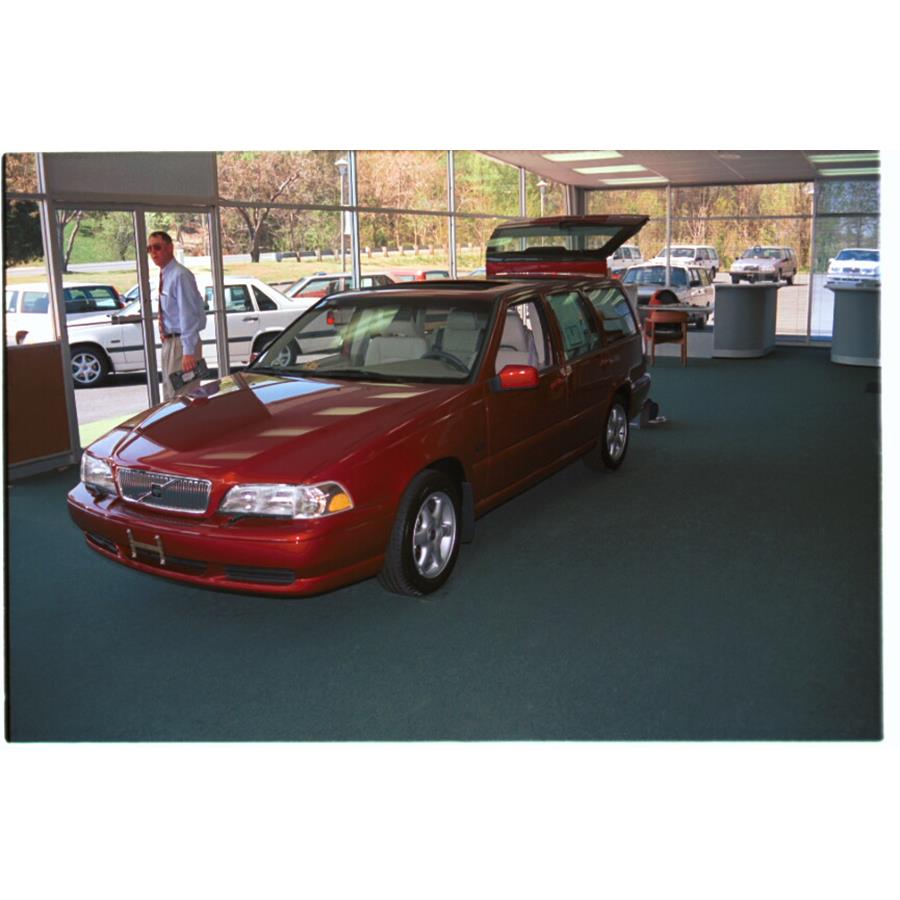 2000 Volvo V70 Exterior