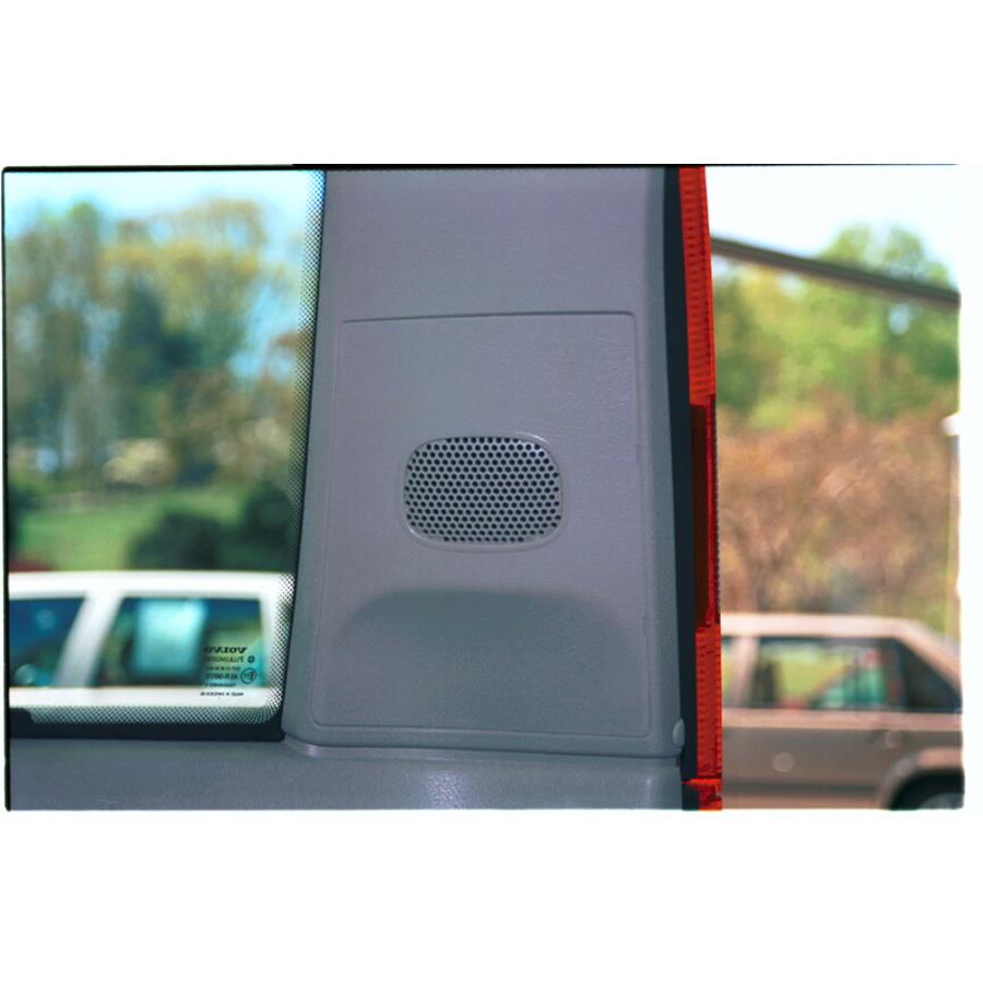 2000 Volvo V70 Rear pillar speaker location