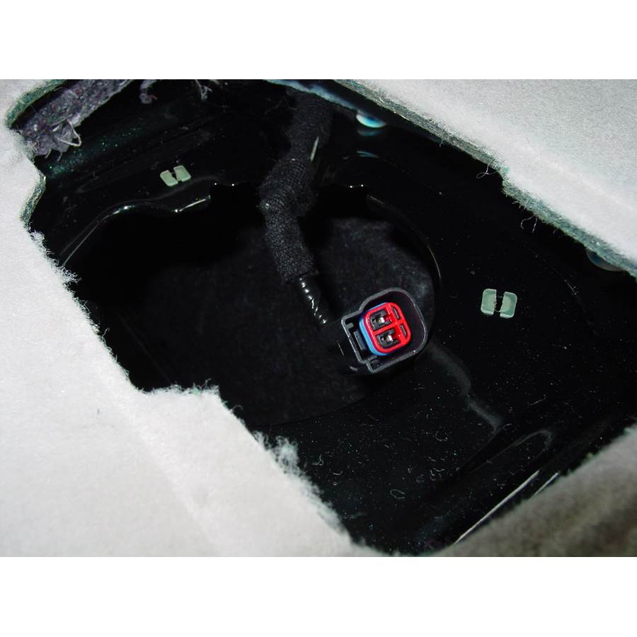 2010 Mercury Milan Rear deck center speaker removed
