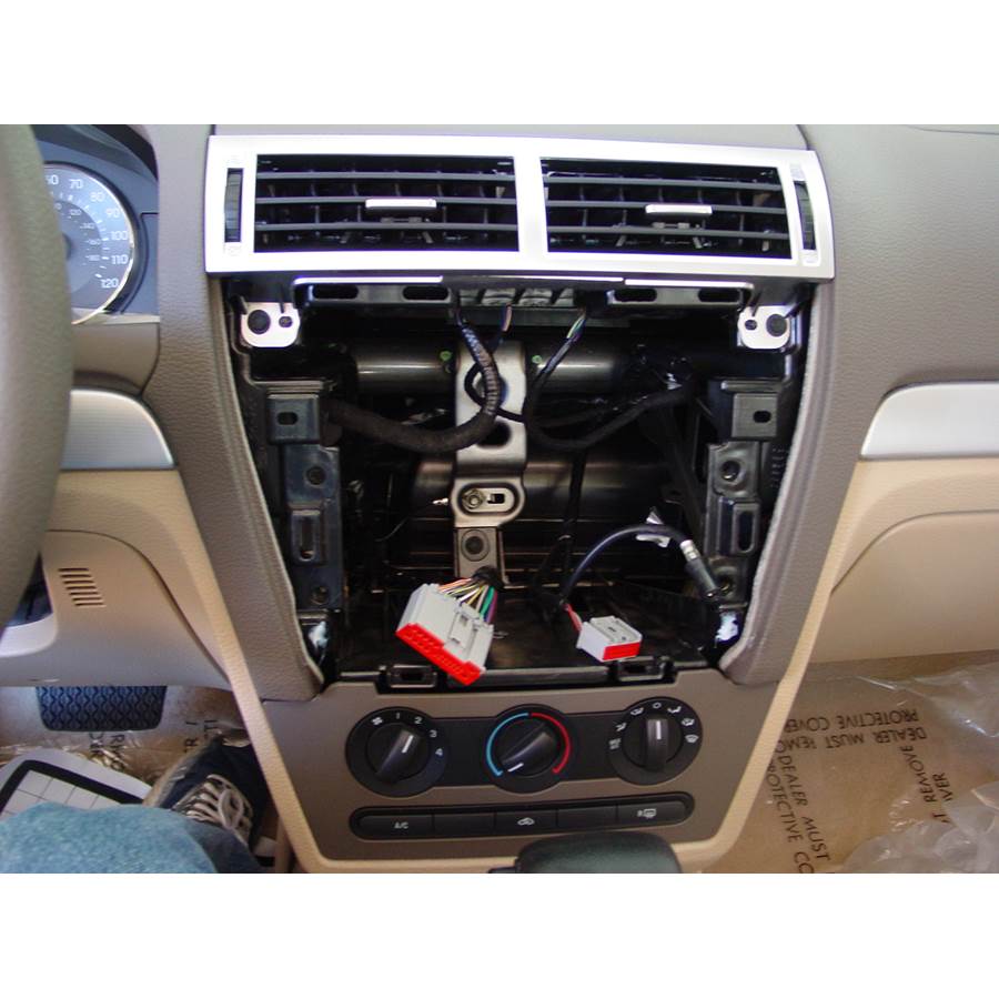 2007 Mercury Milan Factory radio removed