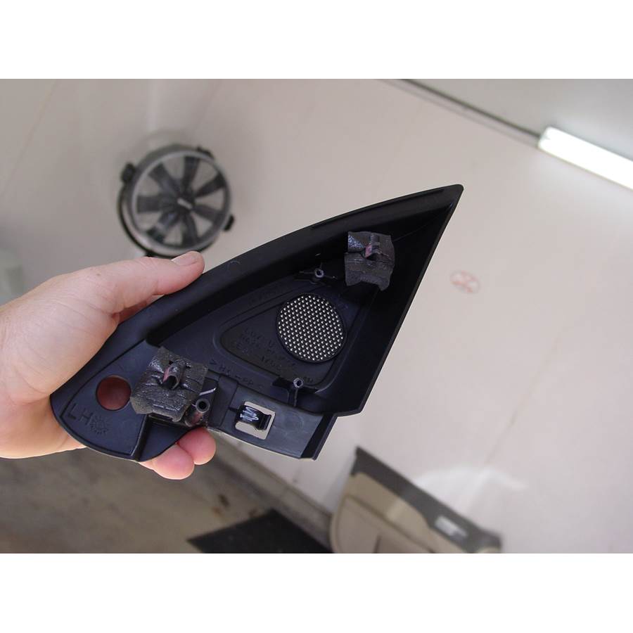 2009 Mercury Milan Front door tweeter removed