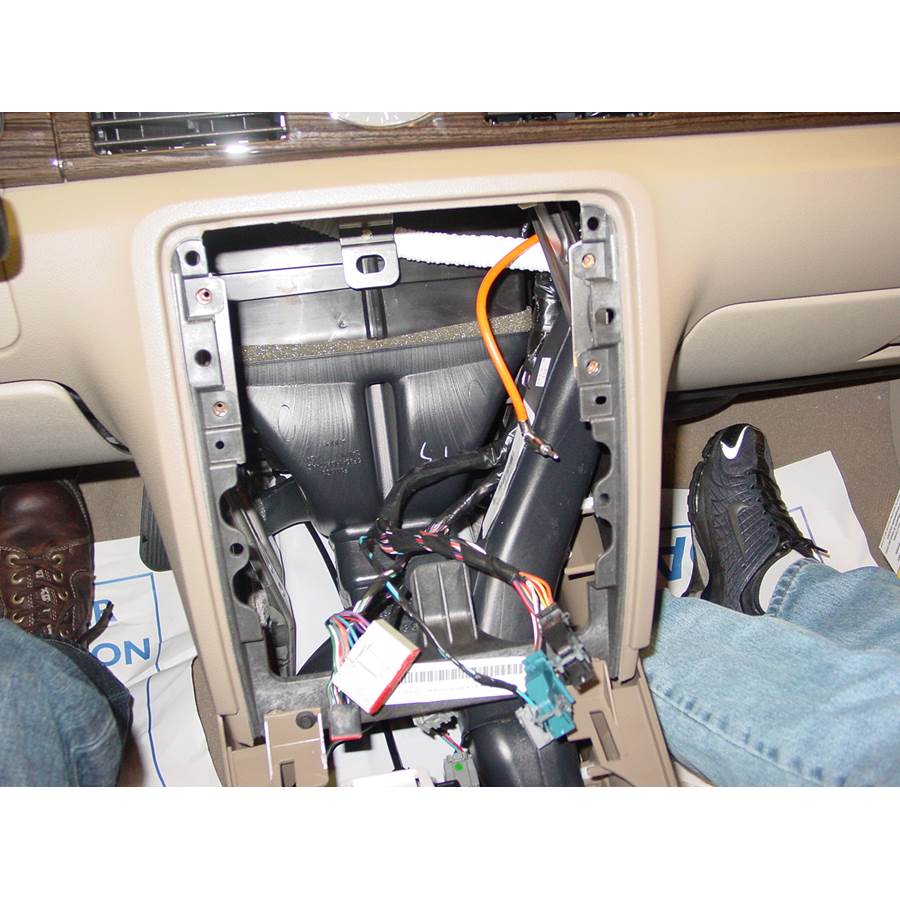 2005 Mercury Montego Factory radio removed