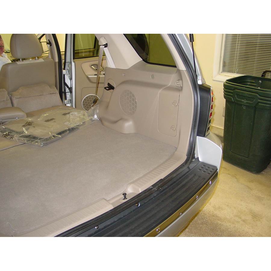 2006 Mercury Mariner Hybrid Far-rear side speaker location