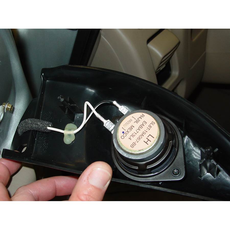 2006 Mercury Mariner Front door tweeter