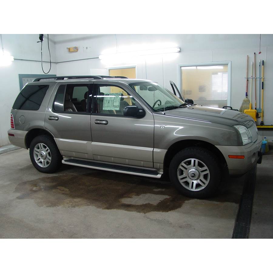 2002 Mercury Mountaineer Exterior
