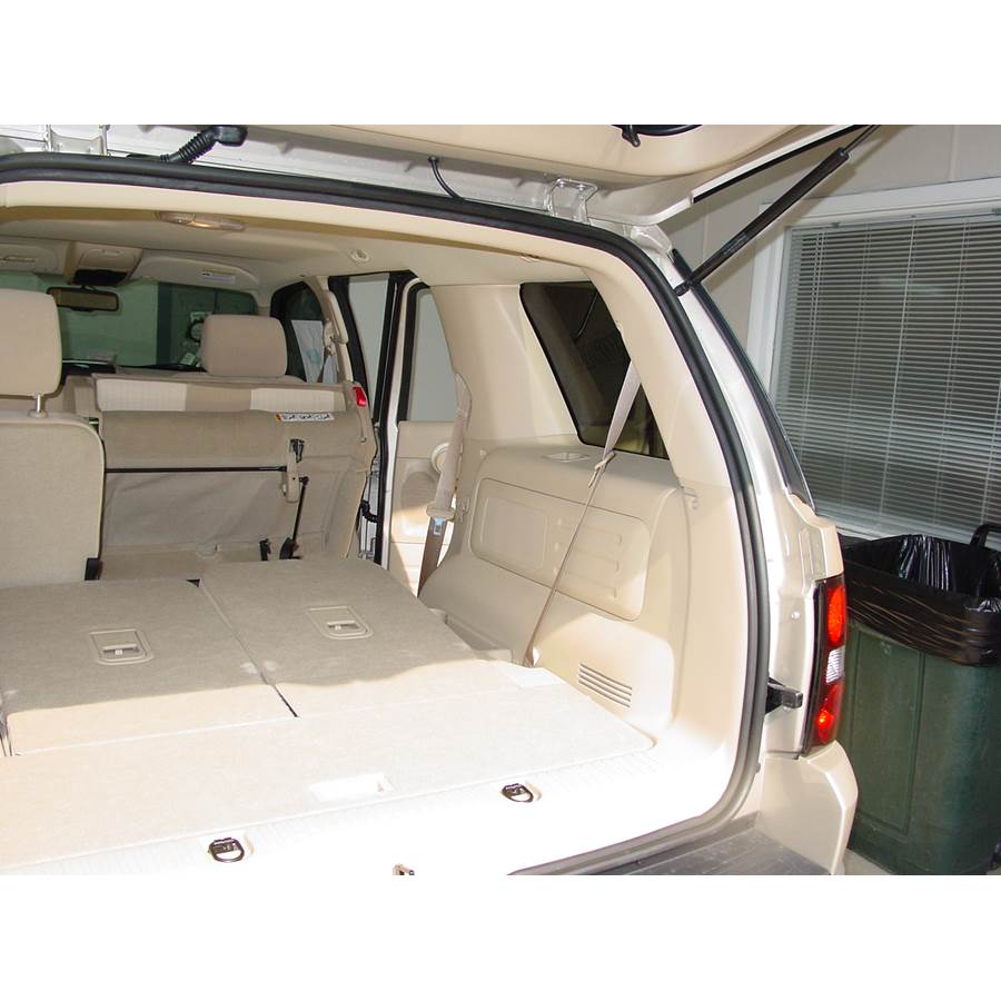 2006 Mercury Mountaineer Far-rear side speaker location