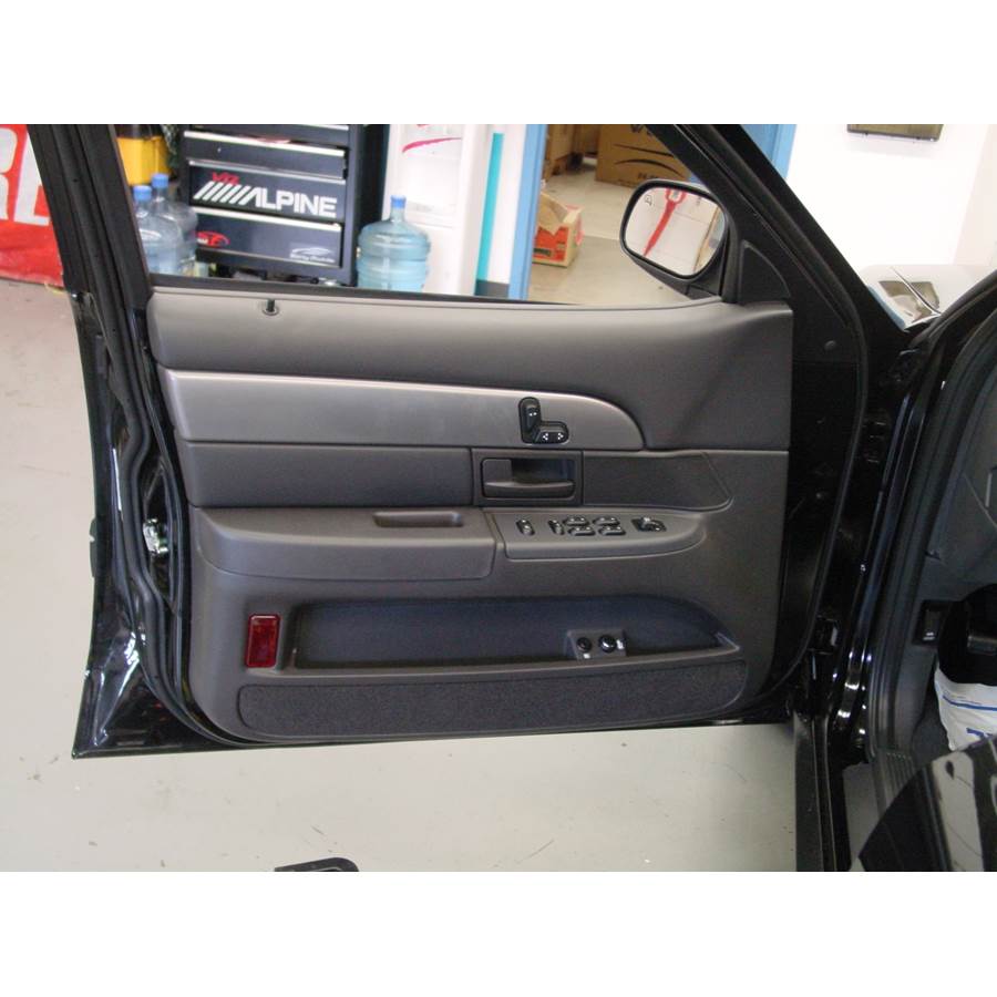 2003 Mercury Marauder Front door speaker location