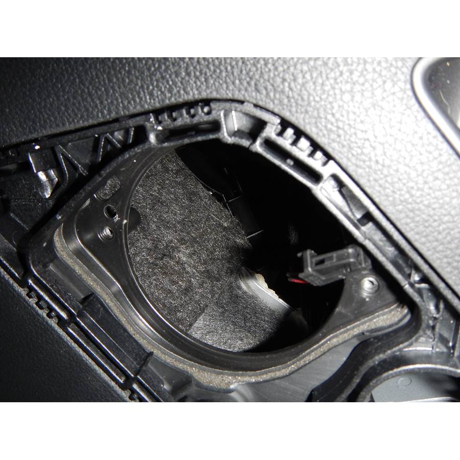 2016 Audi Q5 Dash speaker removed