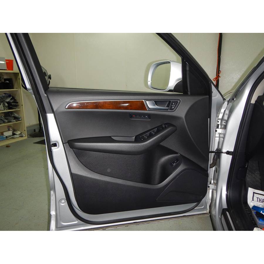 2014 Audi Q5 Front door speaker location