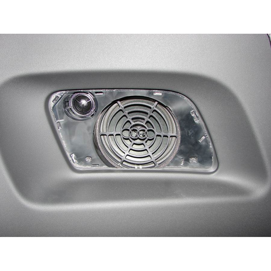 2009 Audi TTS Rear side panel speaker