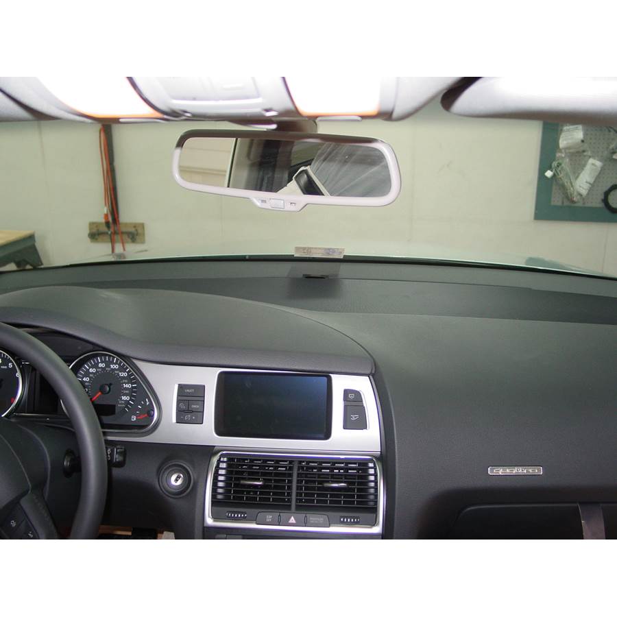 2013 Audi Q7 Center dash speaker location