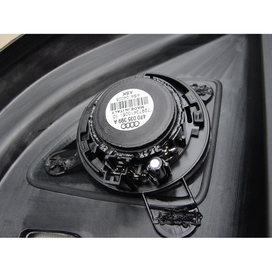 2009 Audi Q7 Front door tweeter