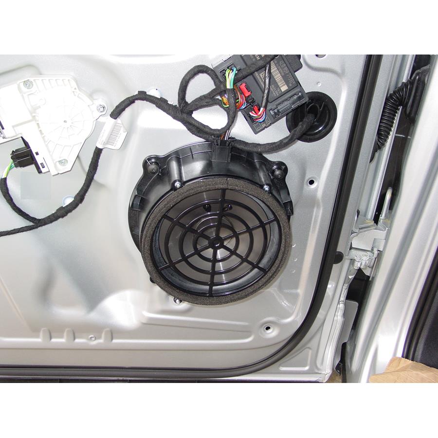 2009 Audi Q7 Front door woofer