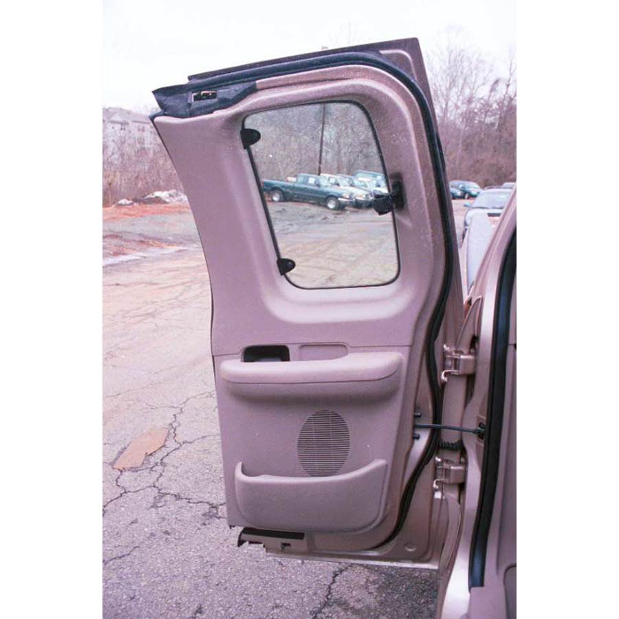 1999 Ford F-150 Rear door speaker location