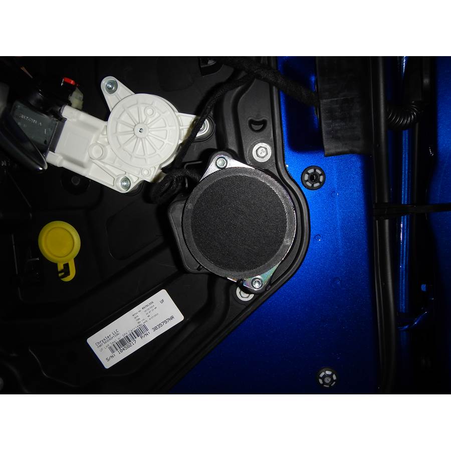 2015 Chrysler 200 Rear door speaker