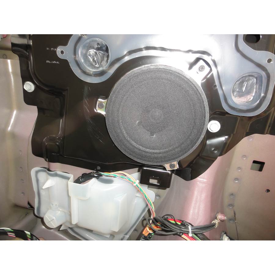 2014 Chrysler 200 Rear side panel speaker