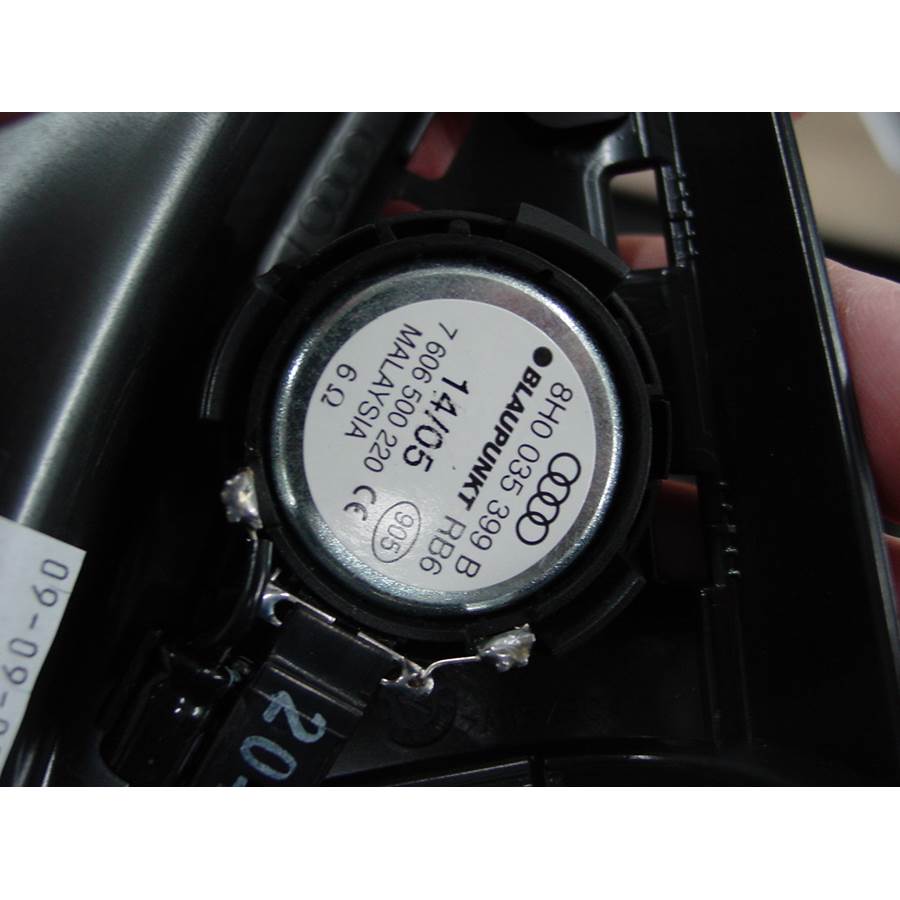 2009 Audi A4 Front door tweeter
