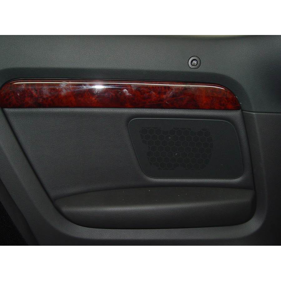 2007 Audi A4 Rear side panel speaker location