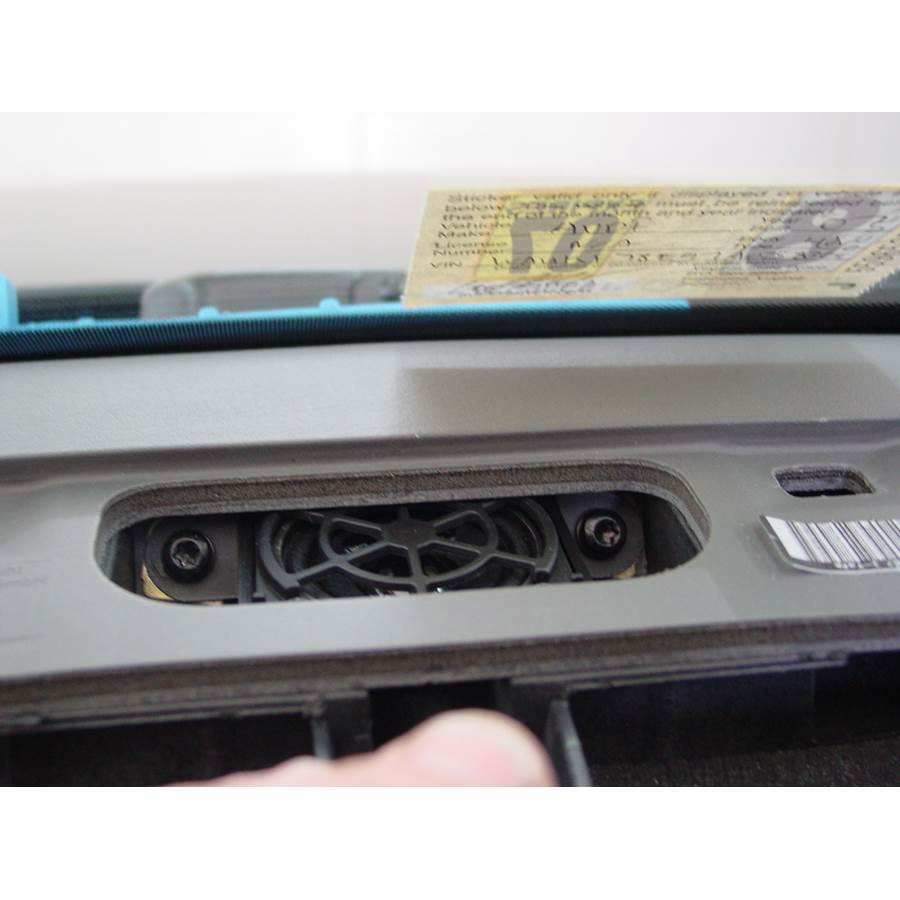 2005 Audi A4 Center dash speaker