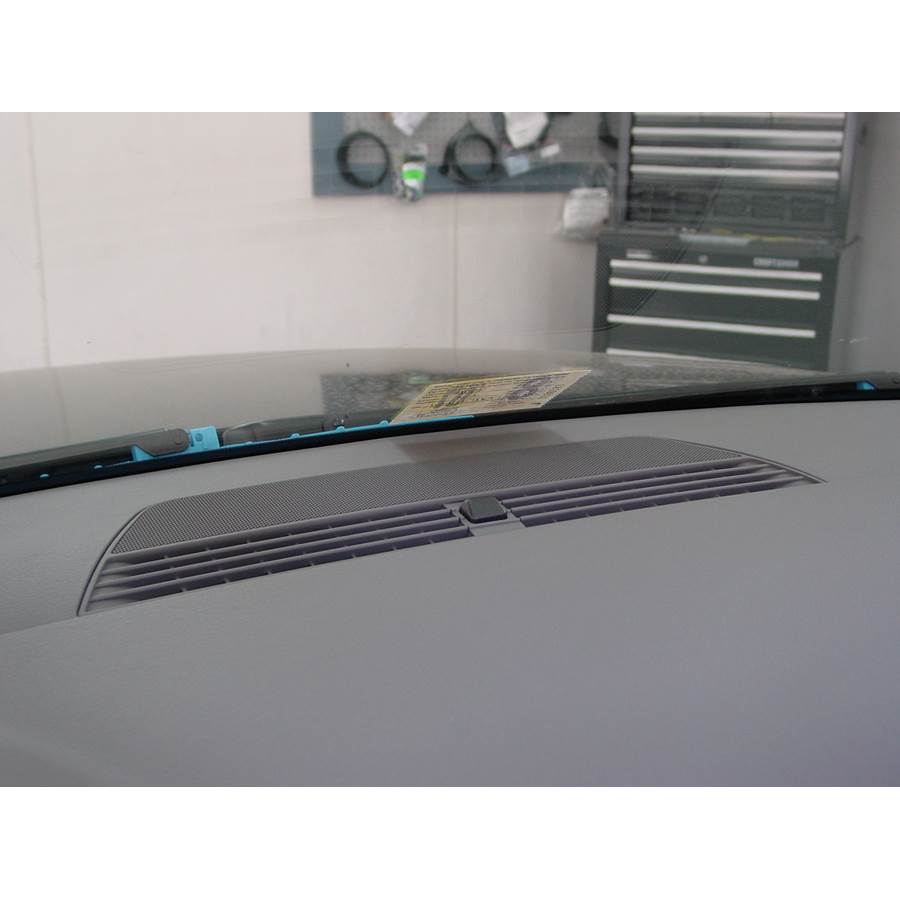 2006 Audi A4 Center dash speaker location
