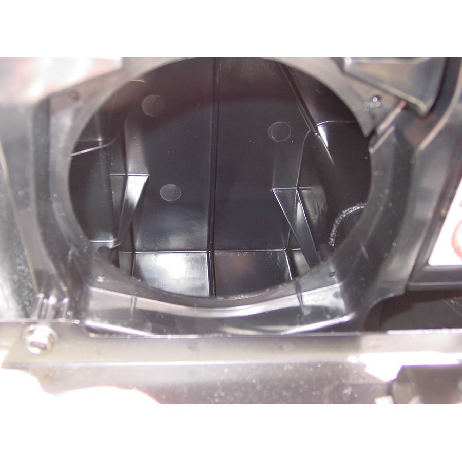 2006 Audi A4 Far-rear side speaker removed