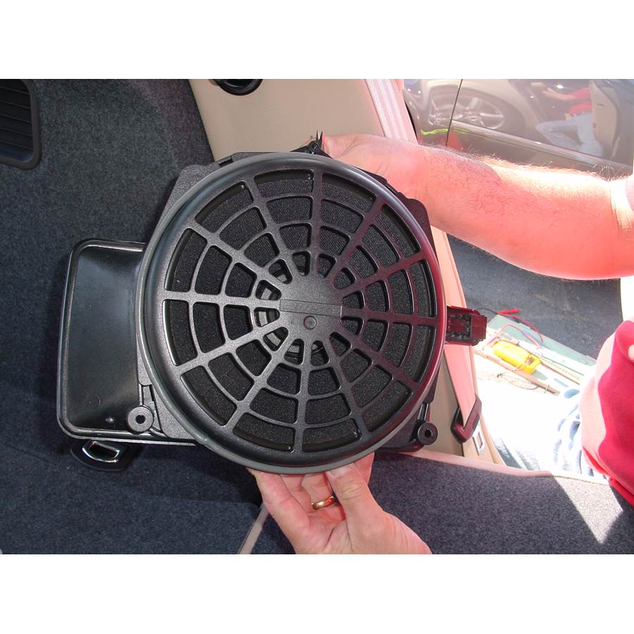 2006 Audi A4 Rear deck center speaker