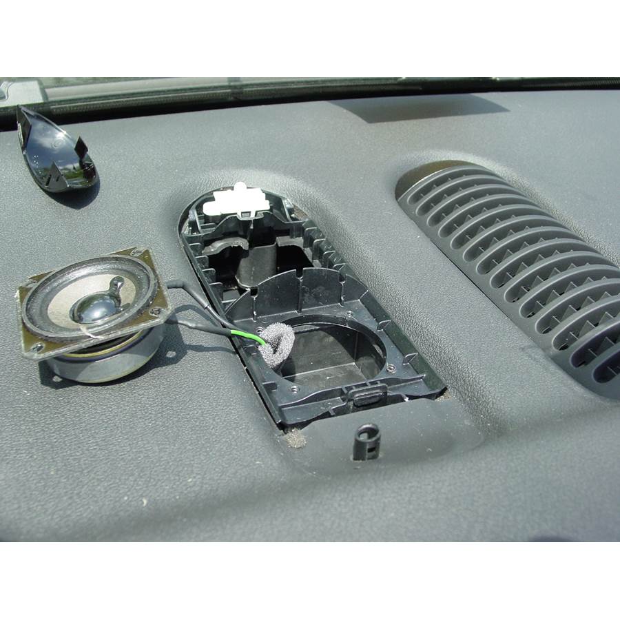 2006 Audi TT Center dash speaker removed