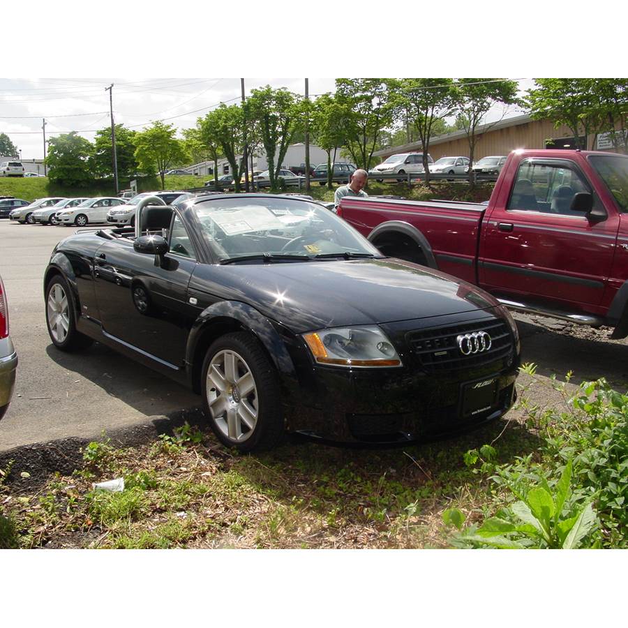2004 Audi TT Exterior