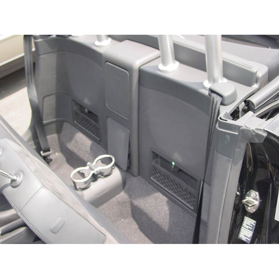 2005 Audi TT Rear cab speaker location