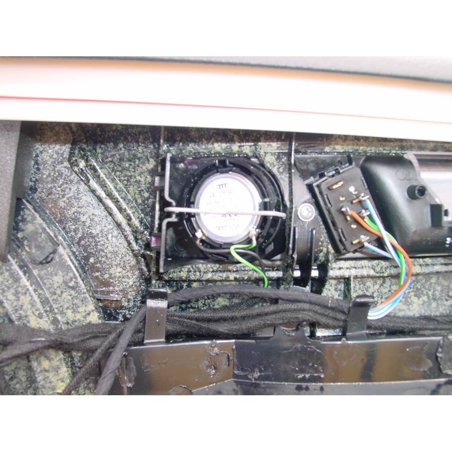 2000 Audi A6 Front door tweeter