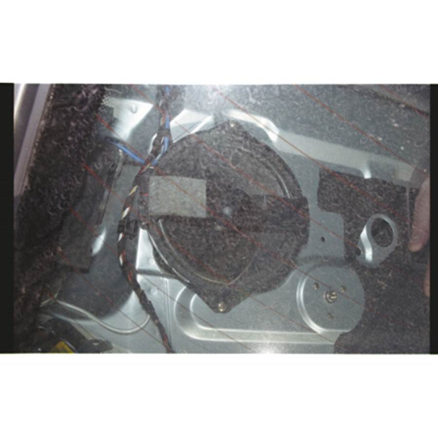 2000 Audi A4 Rear deck speaker