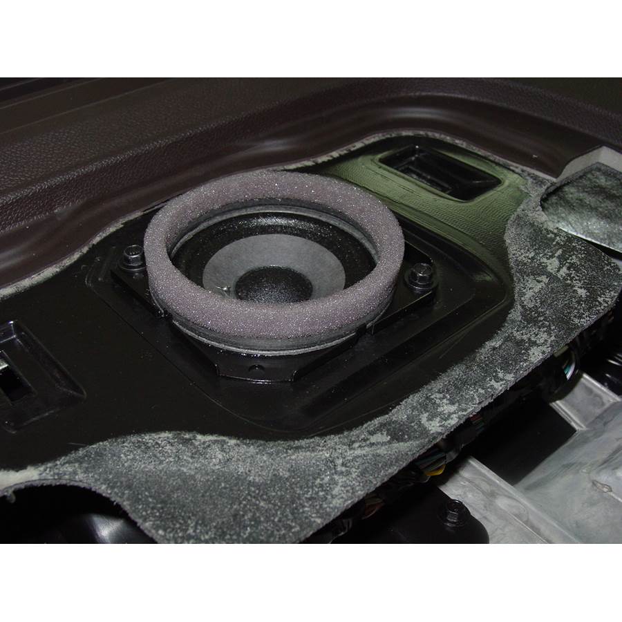 2009 Buick Enclave Center dash speaker