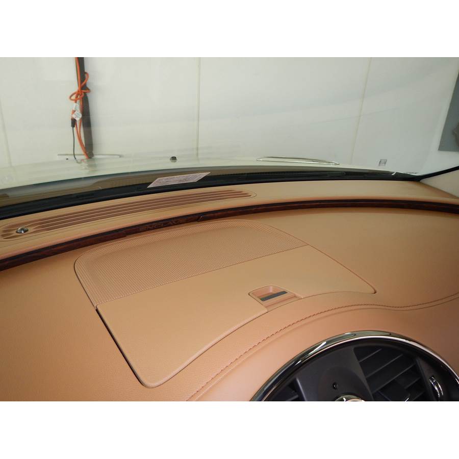 2016 Buick Enclave Center dash speaker location