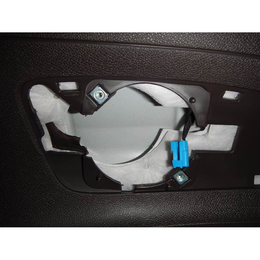 2013 Buick Enclave Mid-rear speaker removed